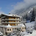 Hotel Voelserhof