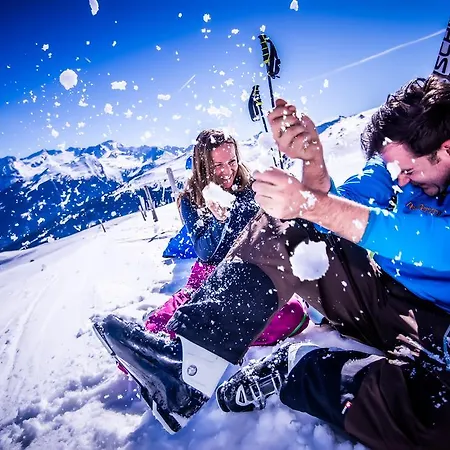 מלון Voelserhof 4*