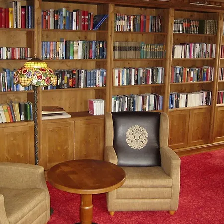 Voelserhof فندق 4*
